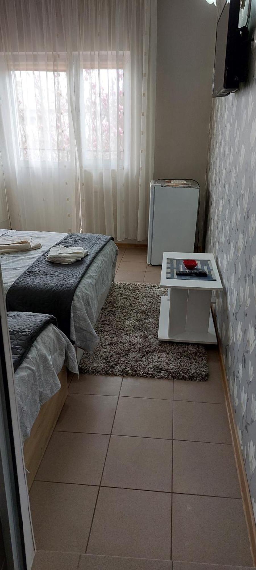 Vila Alexandru เอโฟริเอนอร์ด ภายนอก รูปภาพ